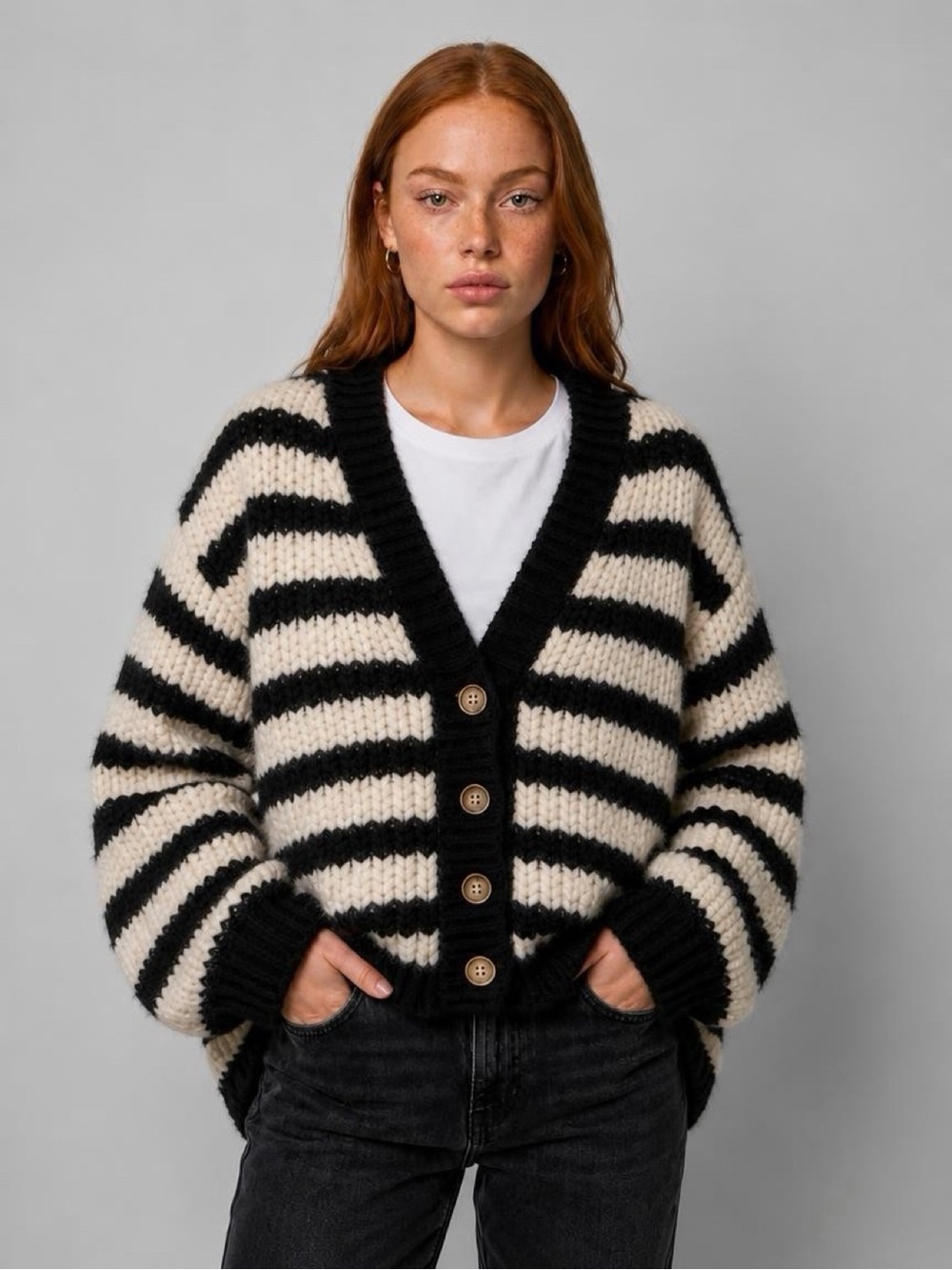 NWOT Zara Women’s Black & White Button Up Chunky Striped Cardigan